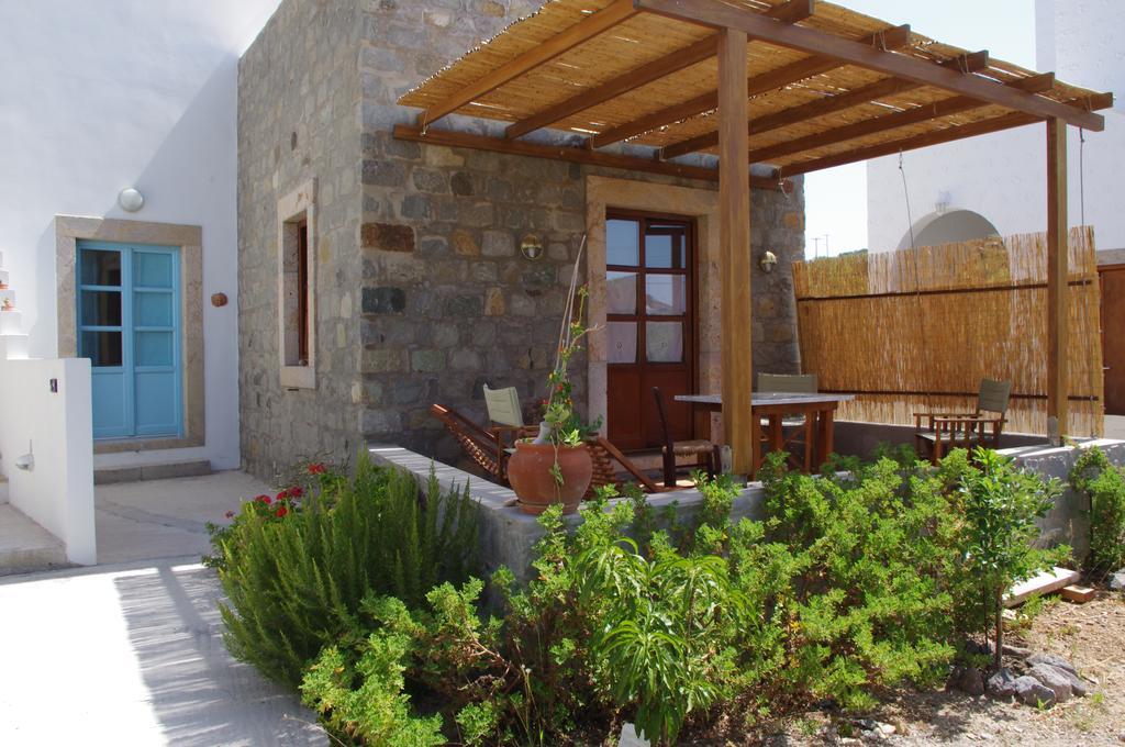 Villa Patmos Netia Скала Екстериор снимка